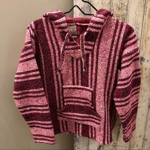 Capucha, like new. Medium